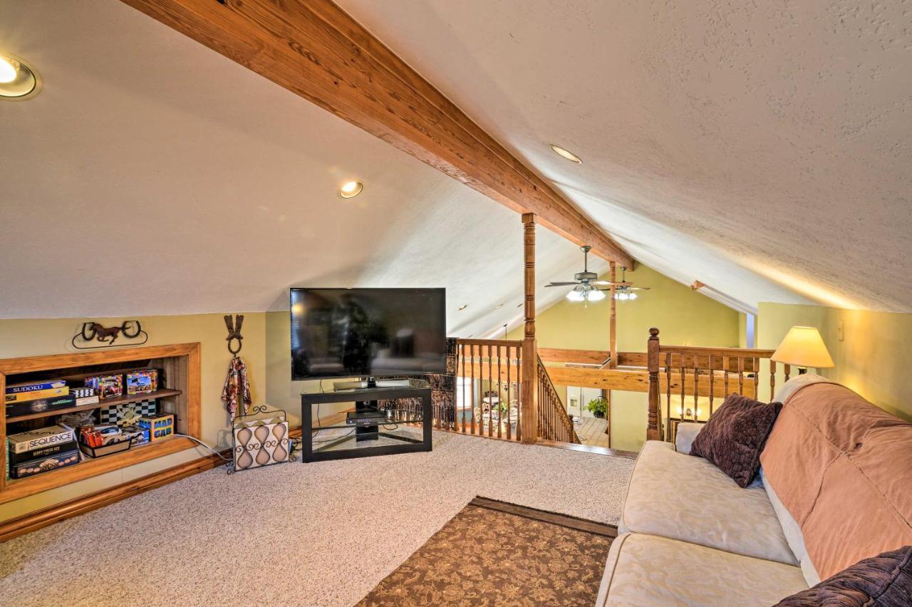 Private Family Home With Deck, Porch And Forest Views! McComas Beach المظهر الخارجي الصورة